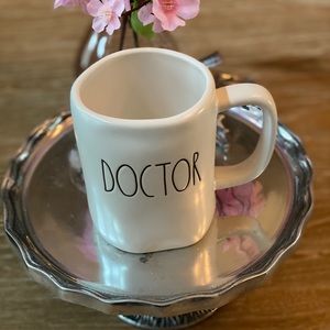 Rae dunn DOCTOR mug